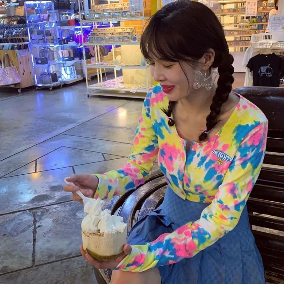 甜美系穿搭博主女推荐,适合学生党甜辣穿搭博主