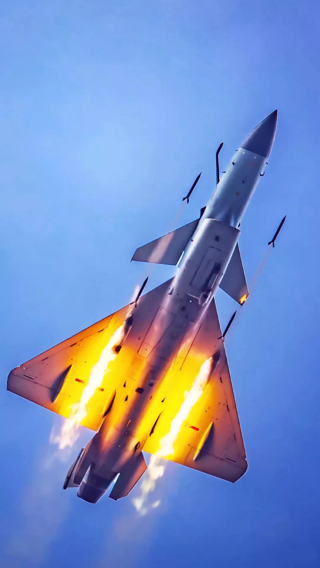 时代楷模郝旅长视频,超低空突防歼20