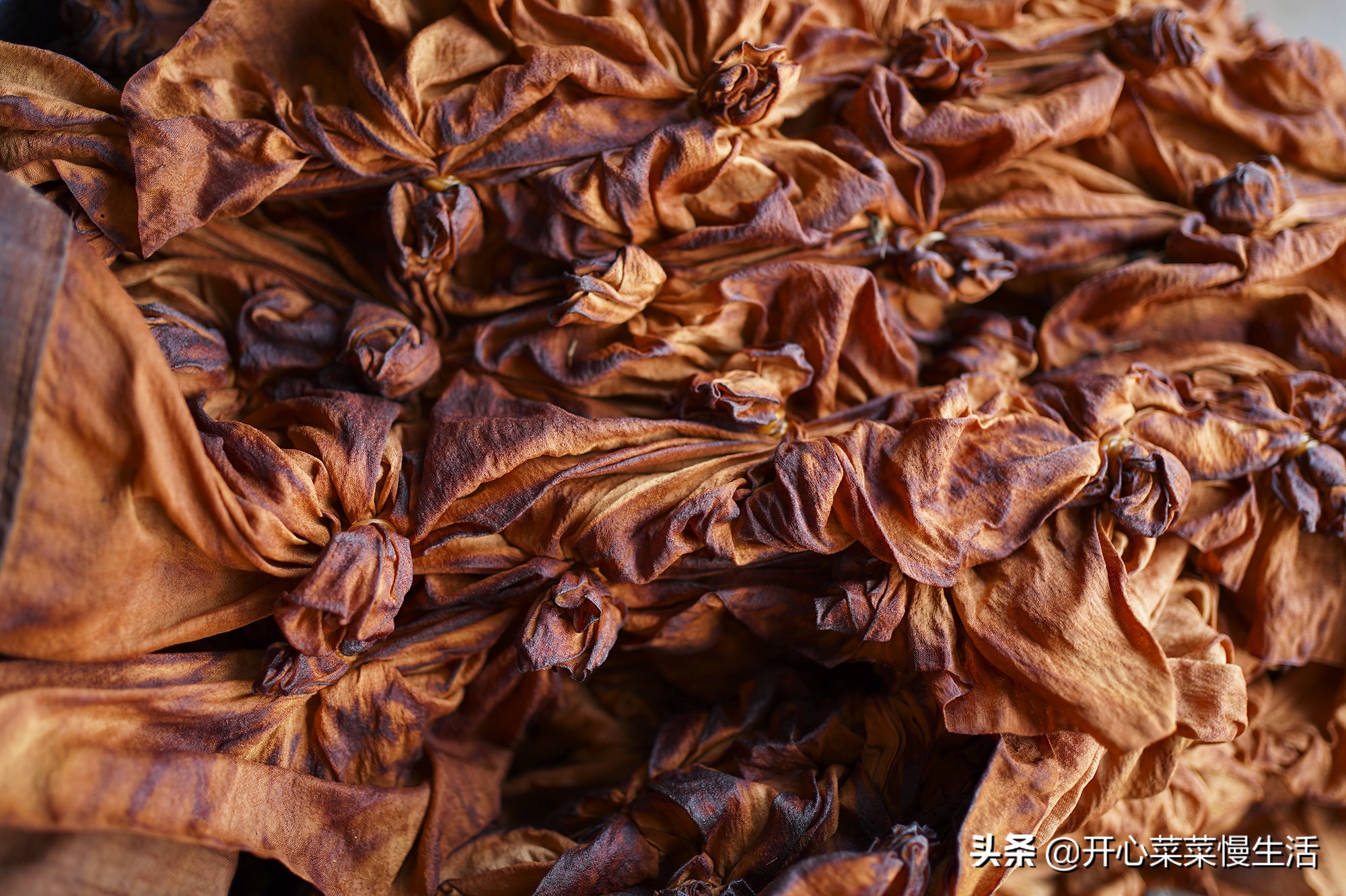 100%的香云纱桑蚕丝套装民国款,穿民国香云纱的女人