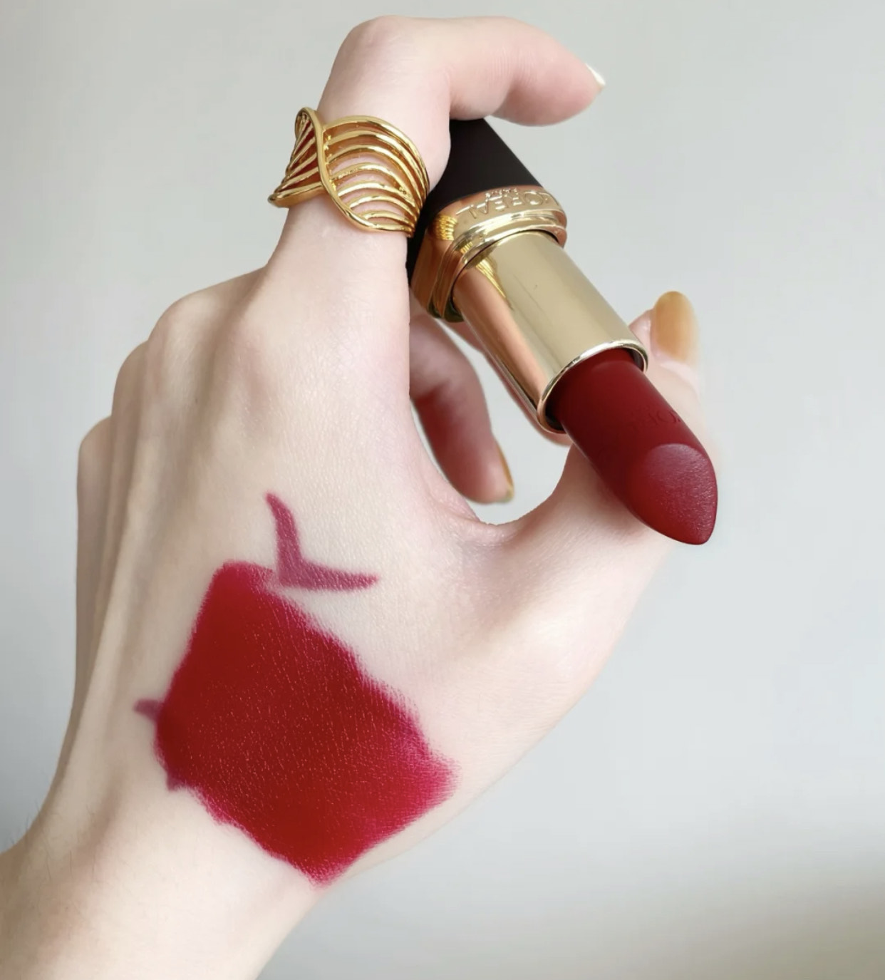 香奈儿口红277狮子赤焰红棕,2021香奈儿口红277