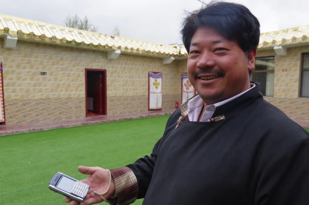 佛经里没有讲，草原上的女人不能搞直播