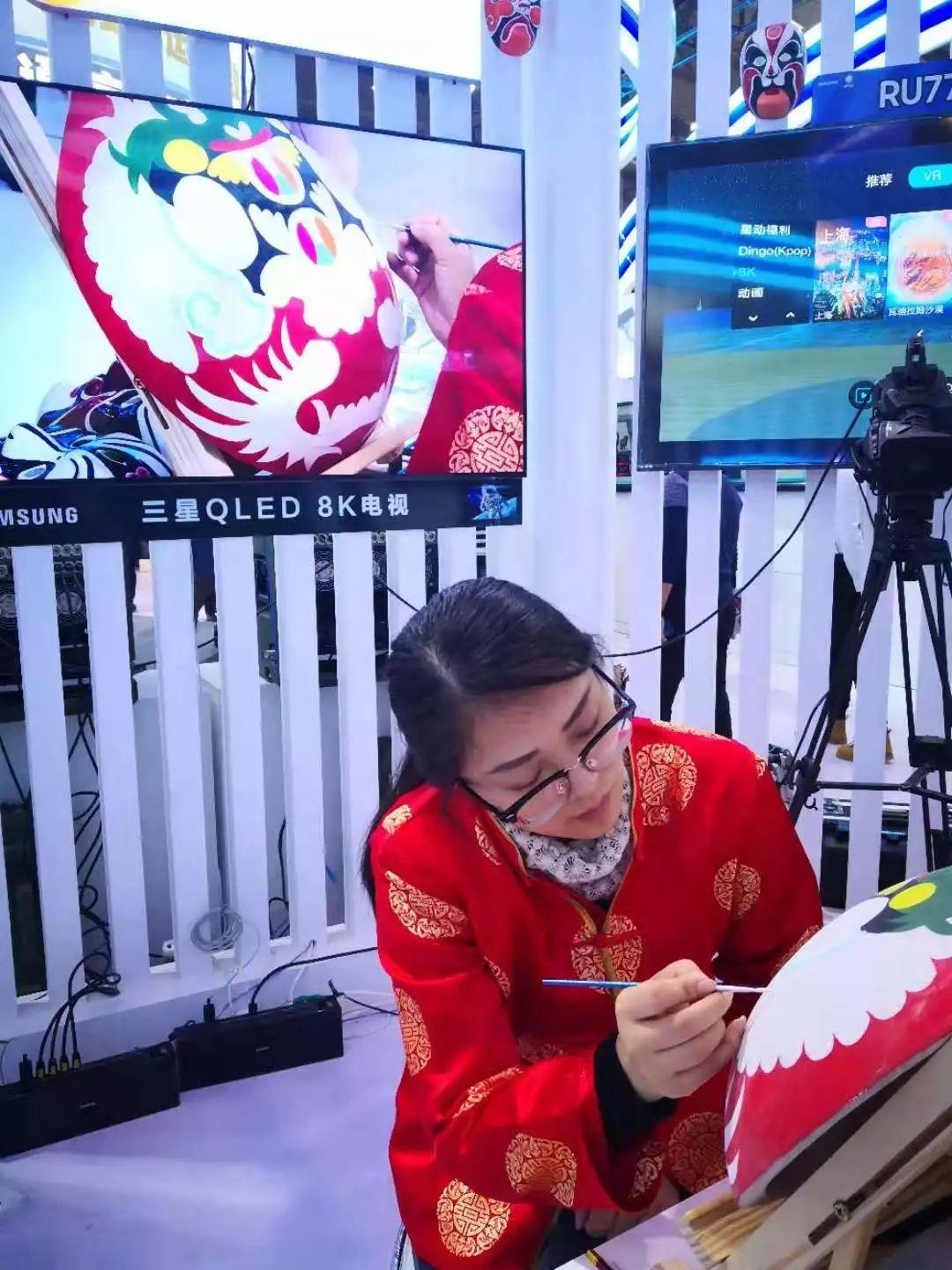 5G黑科技亮相体博会，全国冠军来了，足球明星来了，你还不克里马擦来！