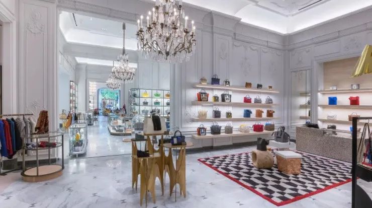 没有中国游客，韩国免税店撑不下去了