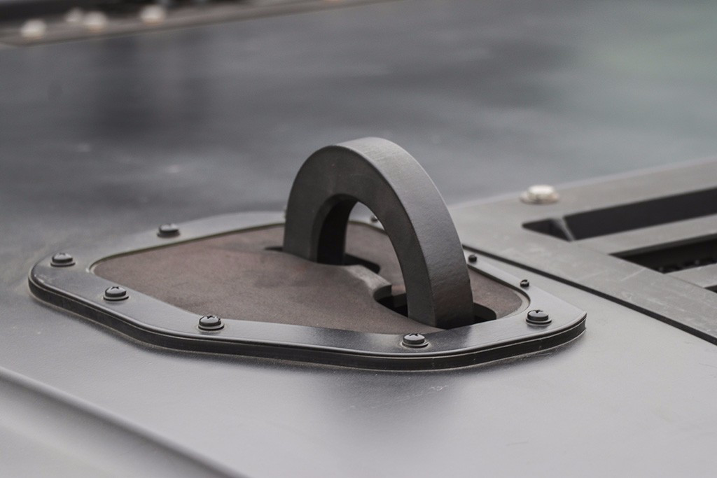 东风猛士和悍马h1谁越野能力强,东风猛士悍马模型