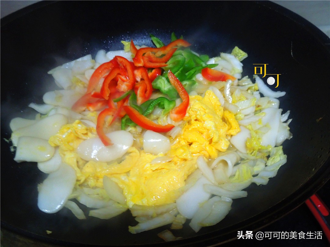 年糕鸡蛋的做法视频,一根年糕用菜怎么炒