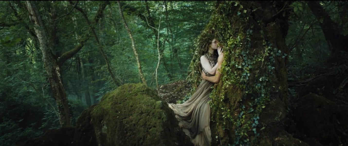 走进众神时代的唯美童话，Dior高订的14分钟到底在讲什么？