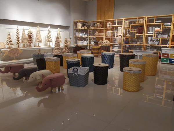 “网络是个魔盒”！河南夫妻卖掉北京房子返乡创业，一年后销售额达一千多万