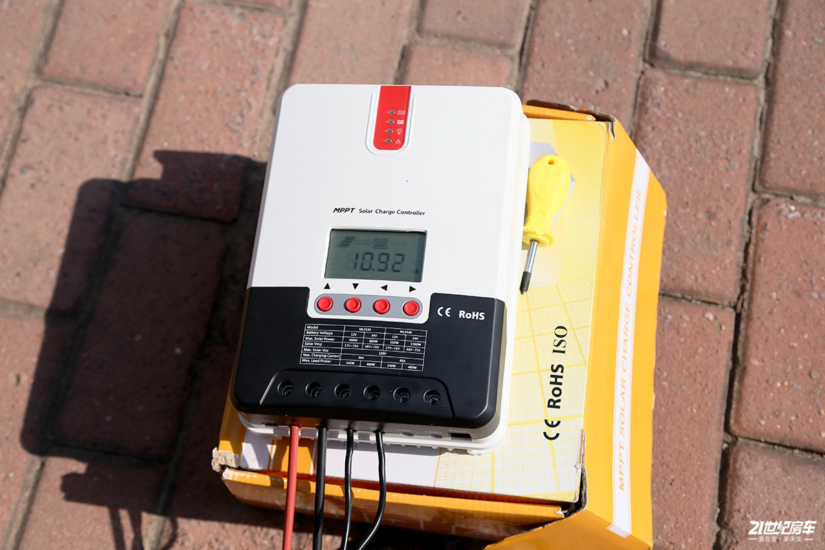 房车光伏发电太阳能板选择,房车改装都用哪个品牌的光伏板