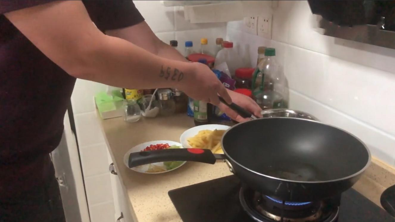 娓告垙涓绘挱澶у鑰佸﹩,澶у娓告垙涓绘挱鑰佸﹩