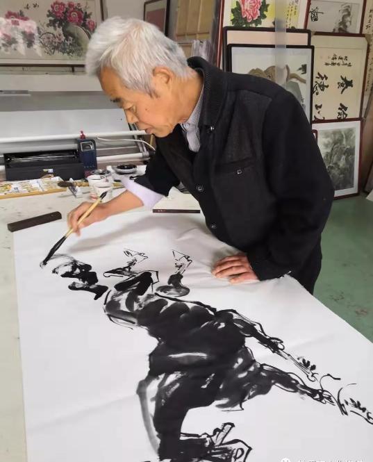 书画装裱，字画定制，尽在翰墨轩工作室