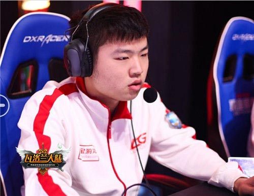 LOL：他曾和UZI齐名，拉黑过PDD，LPL首位5杀先生，如今再无踪影