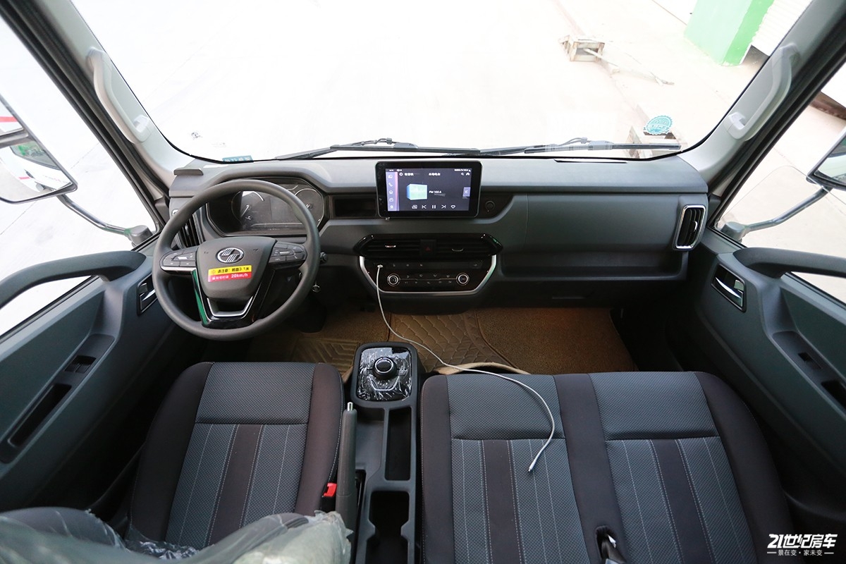 平头轻卡c型房车跃进,详解上汽跃进H500轻卡房车