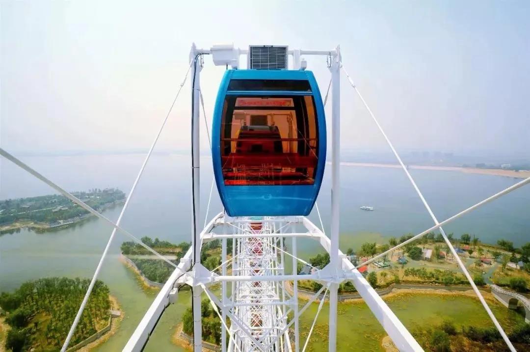 春水初生林初盛春,春水初生林初盛