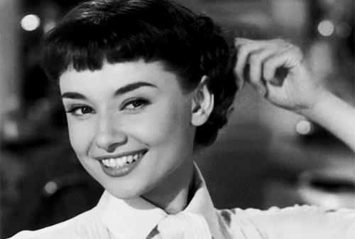 经历战乱，流产多次，嫁给3个男人，她永远是人间最美的天使！