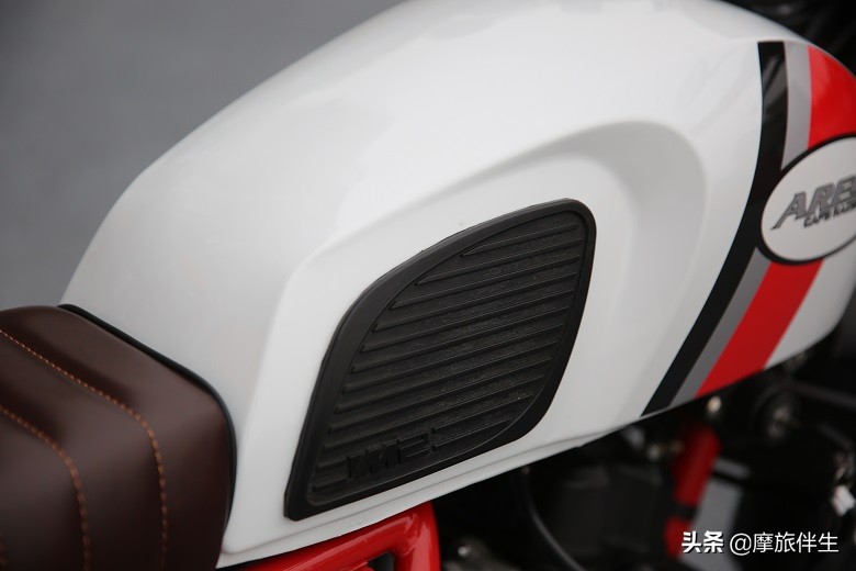凌志阿瑞斯250复古机车价格,阿瑞斯250低配和顶配区别