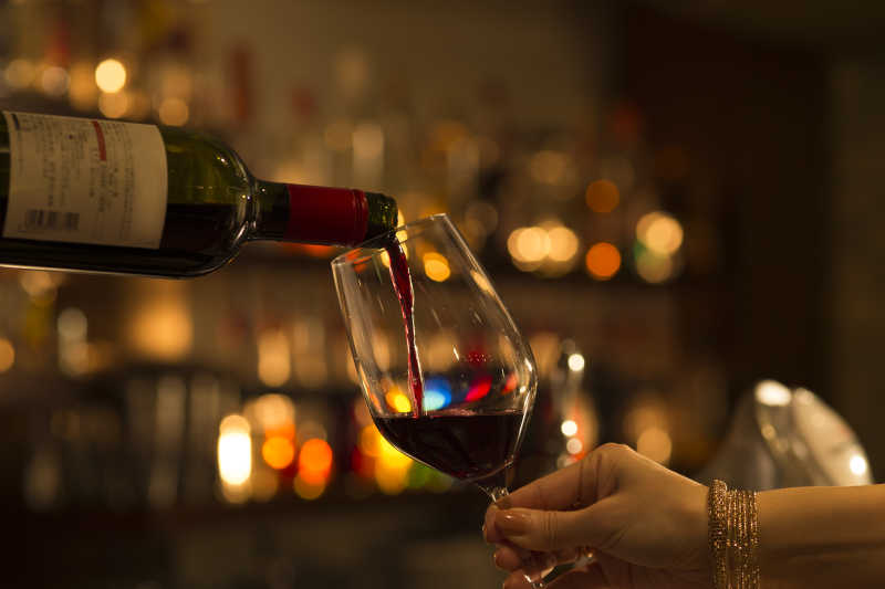 暗流涌动！从*汗蒙**药到“迷奸水”，暗地投放，正成为新型犯罪工具