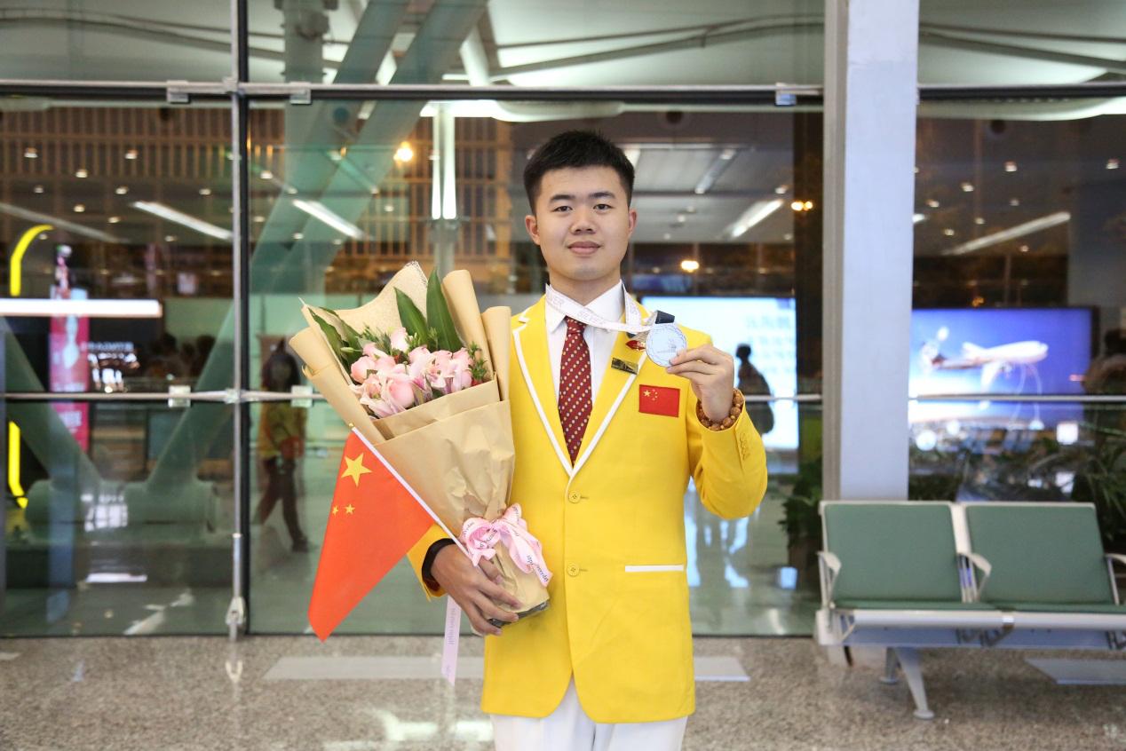 广州市广播电视大学-不挤独木桥，圆您大学梦