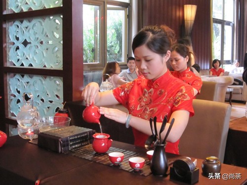 都说它是红茶中的黑马?