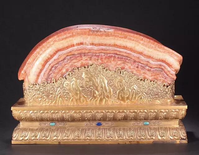 牧民捡到一块石头价格,牧民捡到石头值多少钱