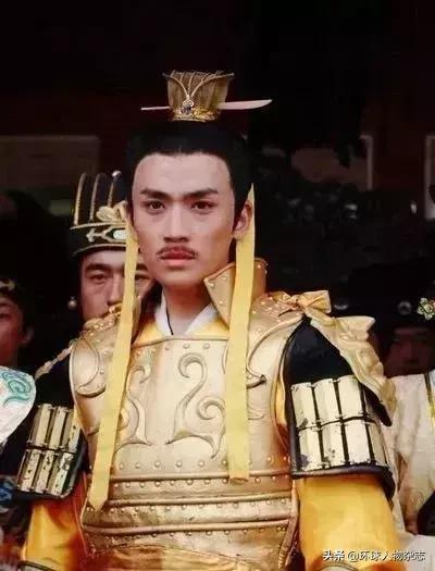 朱一龙还可以再火几年,朱一龙十年磨一剑终于闪亮娱乐圈