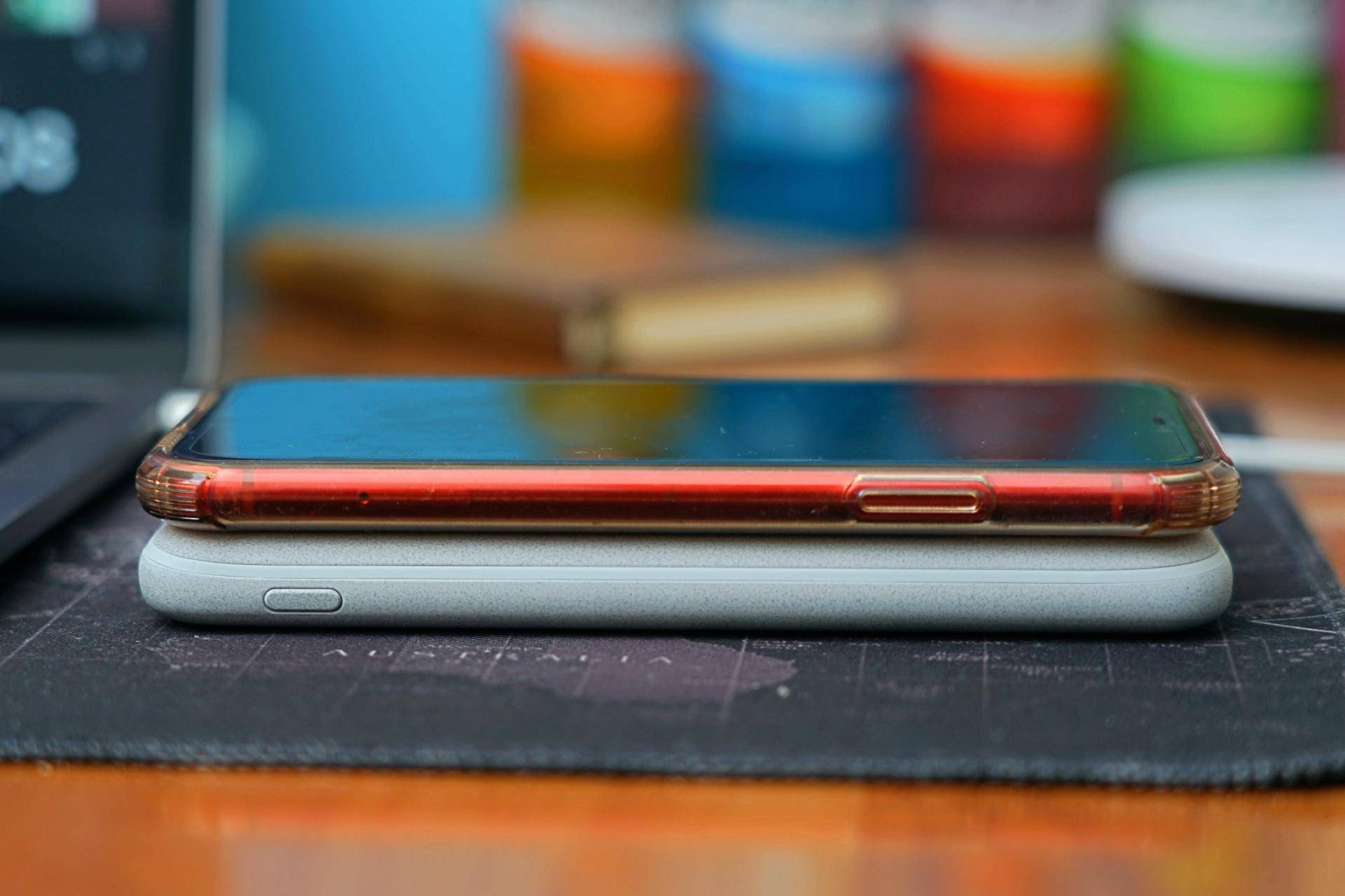 南卡充电宝测评缺点,南卡充电宝与绿联无线充电宝对比