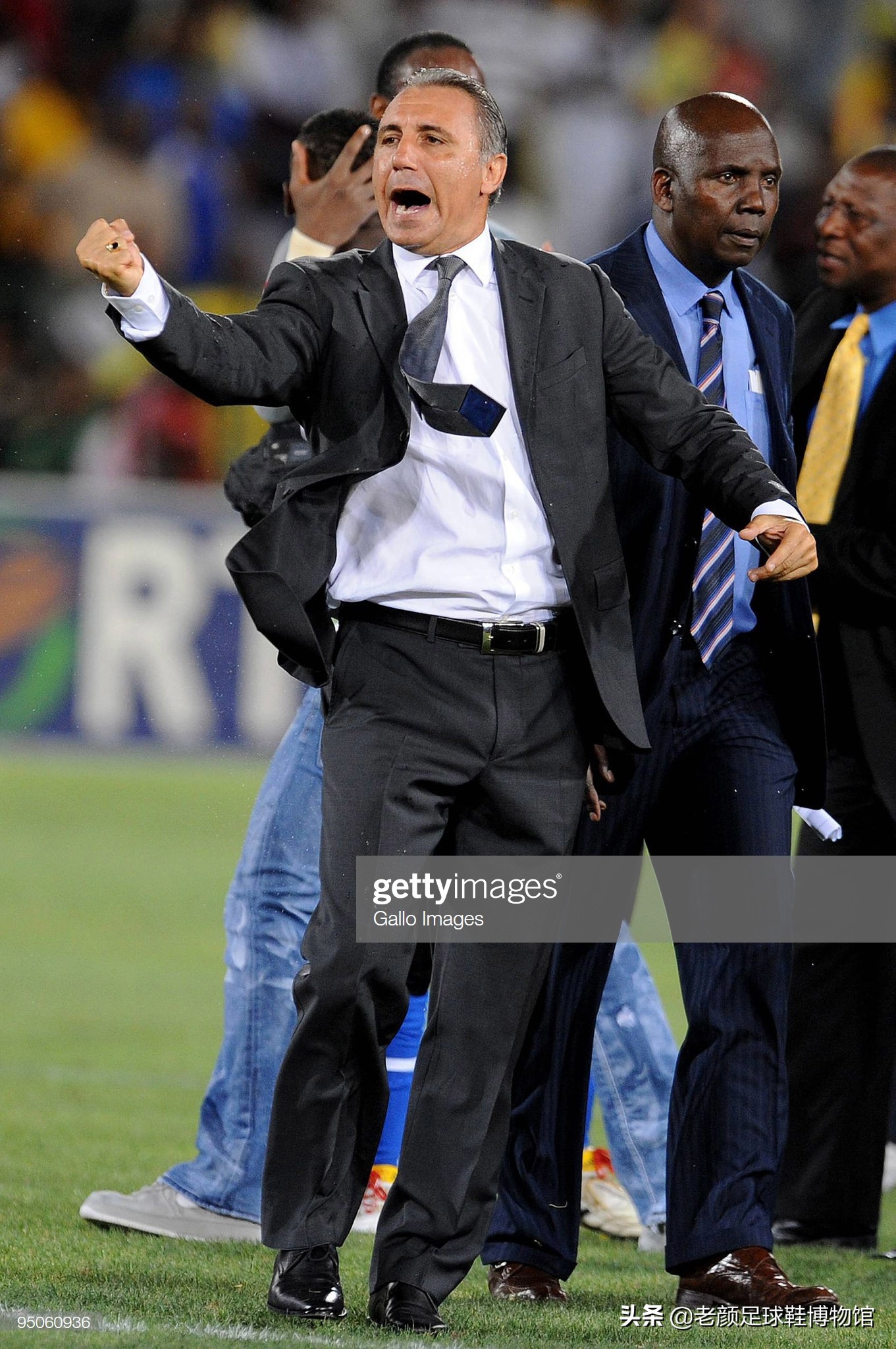 被终身禁赛的共产主义球王，最痛恨皇马的巴萨巨星曾经当过炊事员