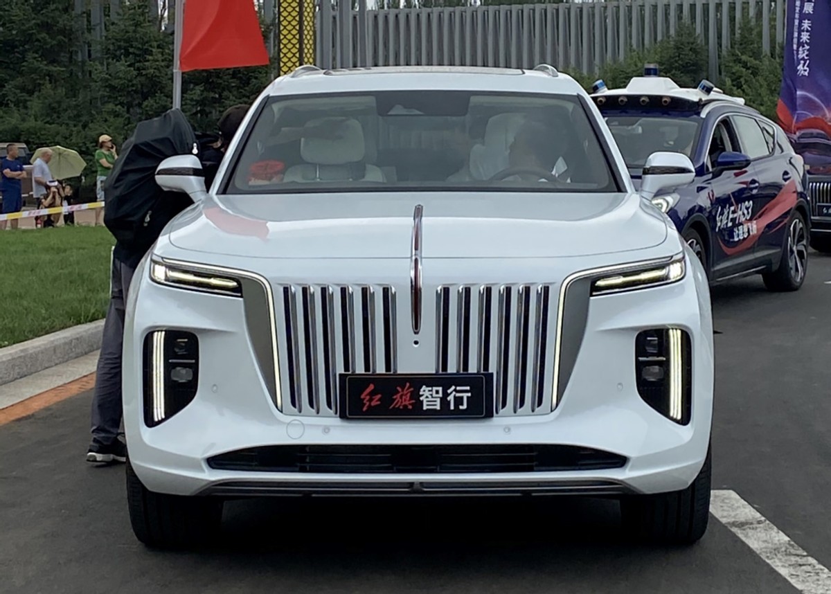 豪华不止步红旗e-hs9实车曝光,新款红旗e-hs9将于广州车展上市
