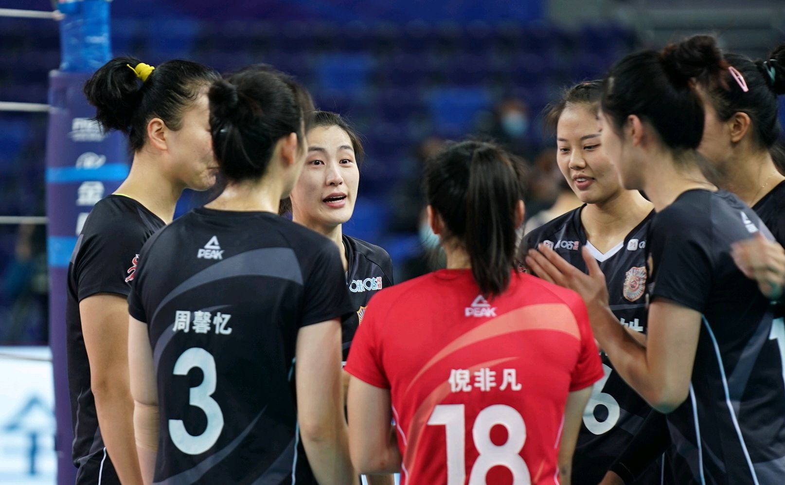 刁琳宇受伤后龚翔宇接应二传,刁琳宇受伤离场