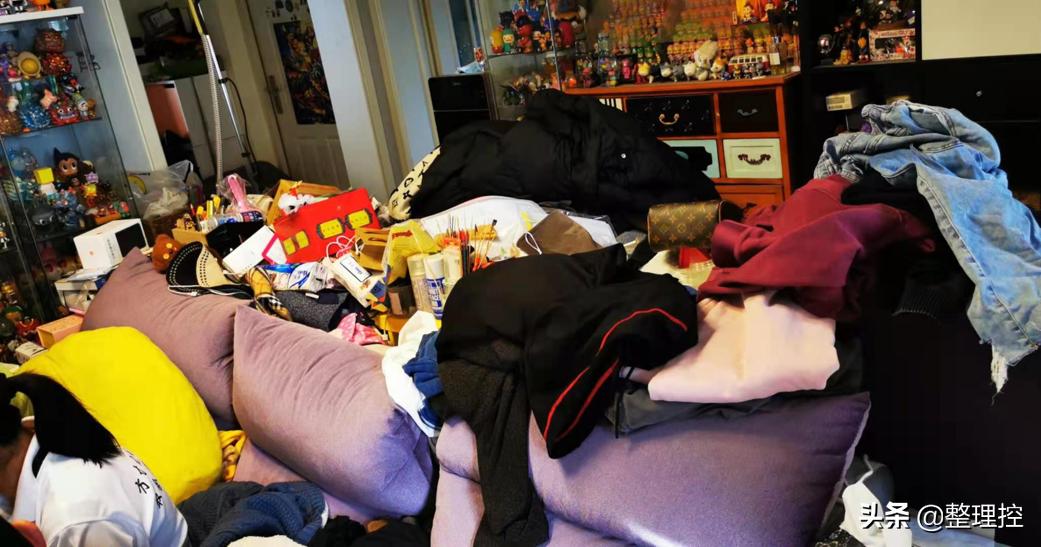 沙发上总是有衣服怎么收拾好,沙发长衣服怎么处理