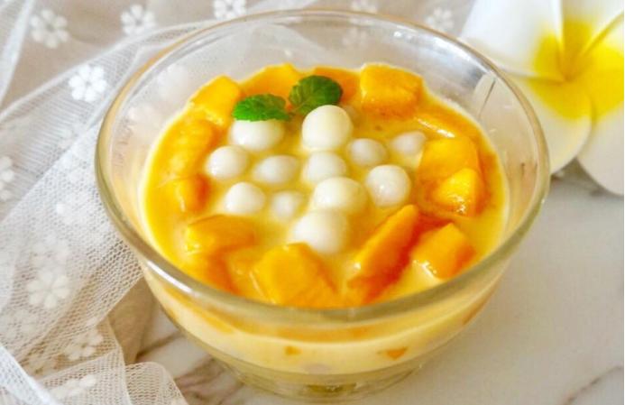 大芒果怎么吃才能好吃,皮薄的带核大芒果怎么吃