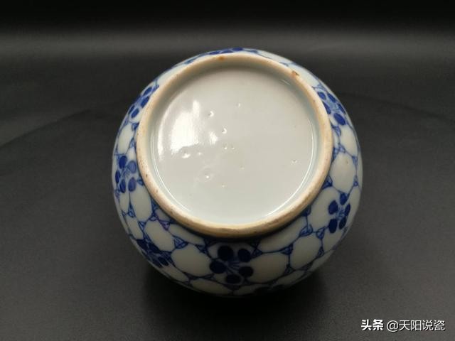 康熙瓷器冰梅特征,康熙冰梅纹有什么特征