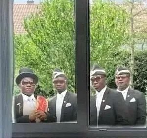 赚疯了，某宝店买「黑人抬棺」的汽车贴纸达到了月入5万多