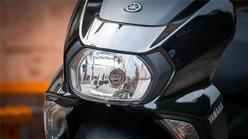 雅马哈旭鹰125对比巧格i125哪个好,雅马哈旭鹰125踏板和铃木uy对比