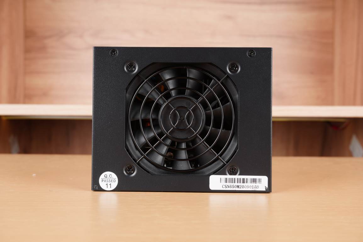 联力包豪斯mini机箱大小,联力包豪斯mini能横装吗