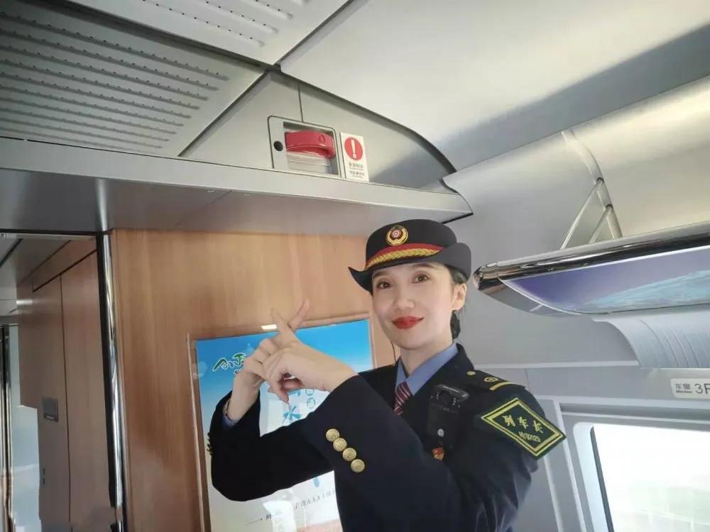 高铁上这些设施不是你想碰就能碰