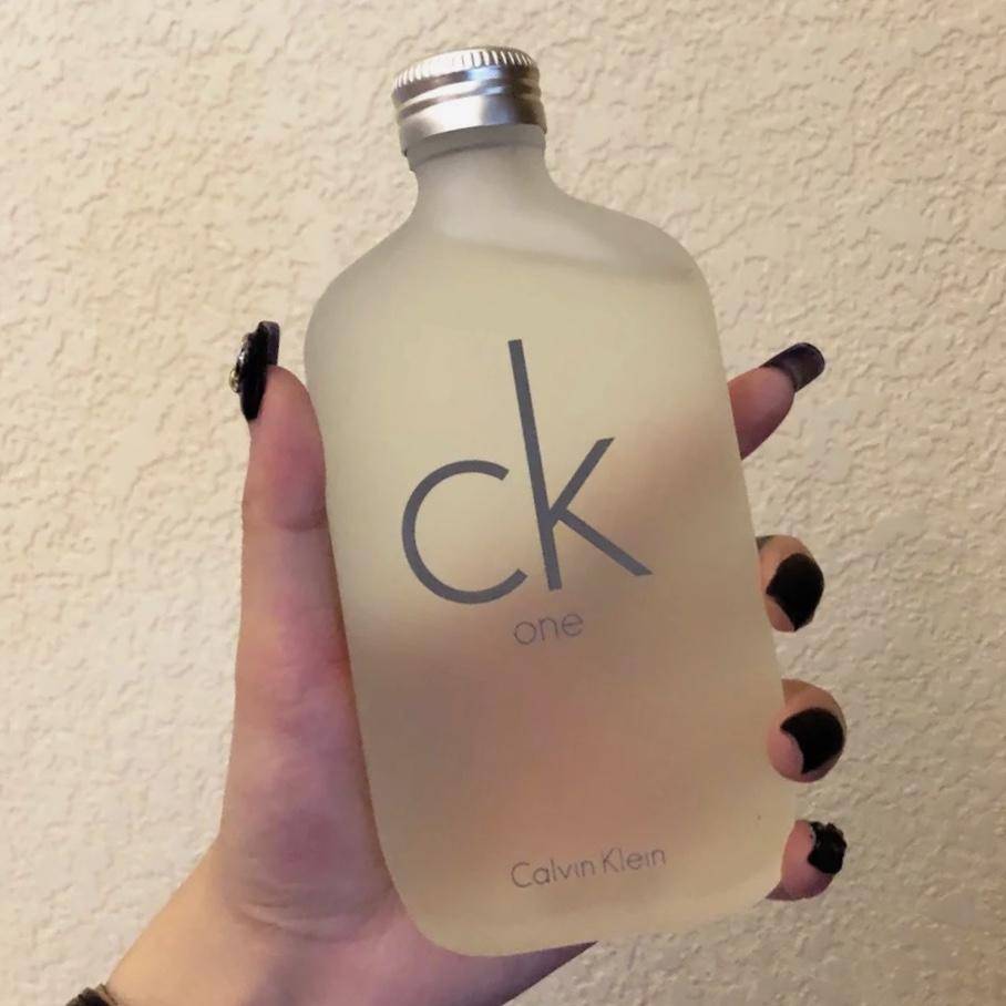 属于春天的6瓶大牌香水，外观华丽调香高级，让你闻起来就很贵