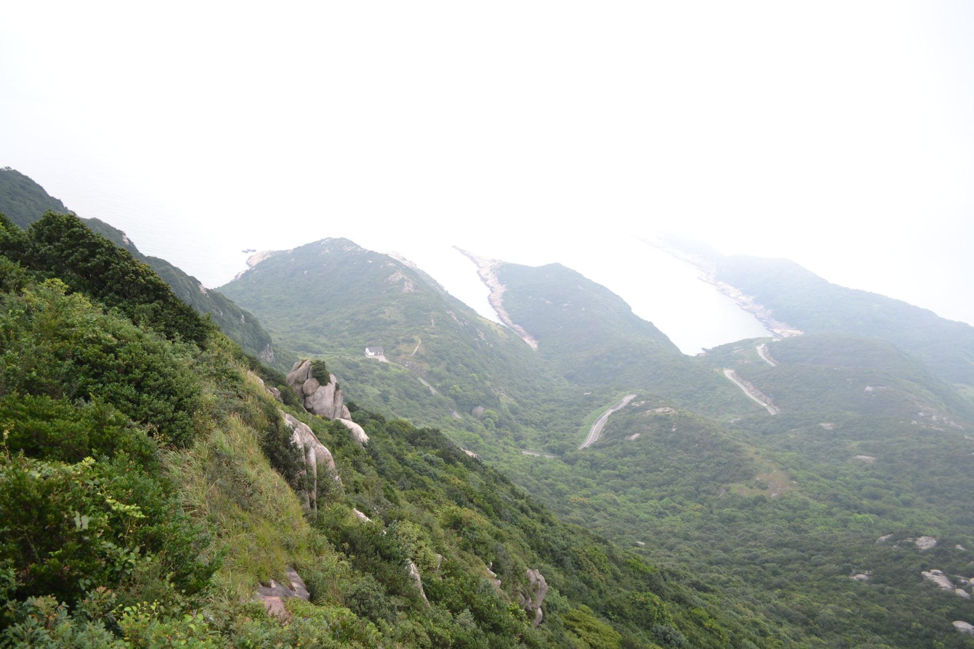 舟山群岛第5大岛沙雕故乡朱家尖,10里金沙美如画,大青山来自驾