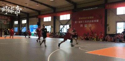 厉害！高中开始练篮球的他，拿下五站路人王冠军！