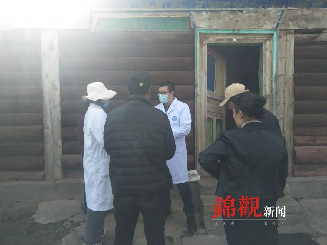 雪山下建筑物,雪山下建一座自己的木屋