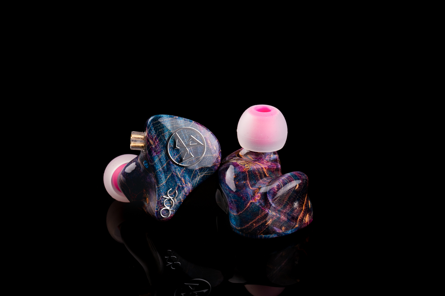 名为“魔”圈，却依然一本正经，qdcDmagic听感简析