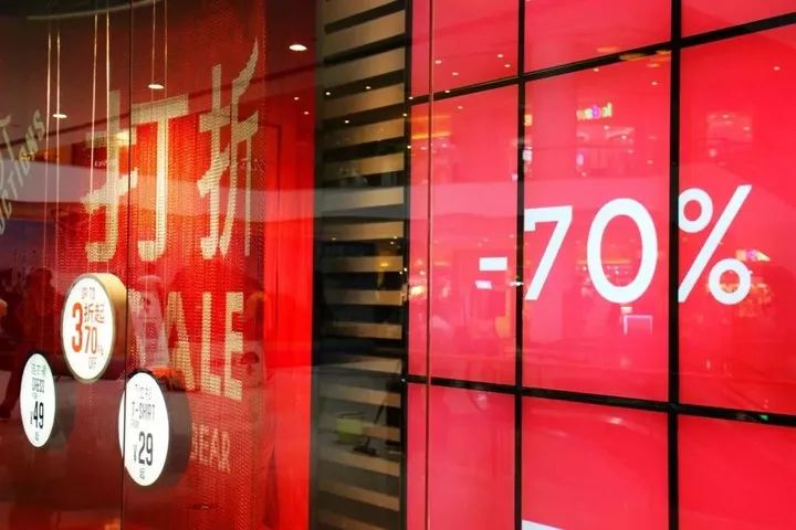 为什么喜欢在zara买衣服,为什么年轻人都喜欢在zara买衣服