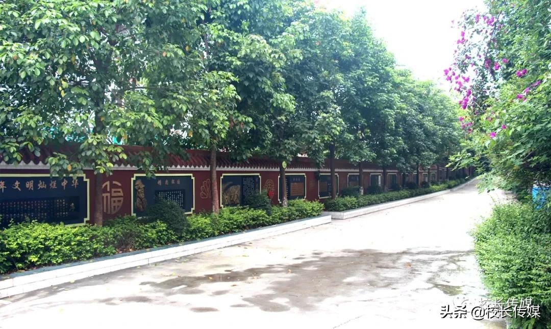 开州汉丰第一小学2016级,重庆市开州区第一小学