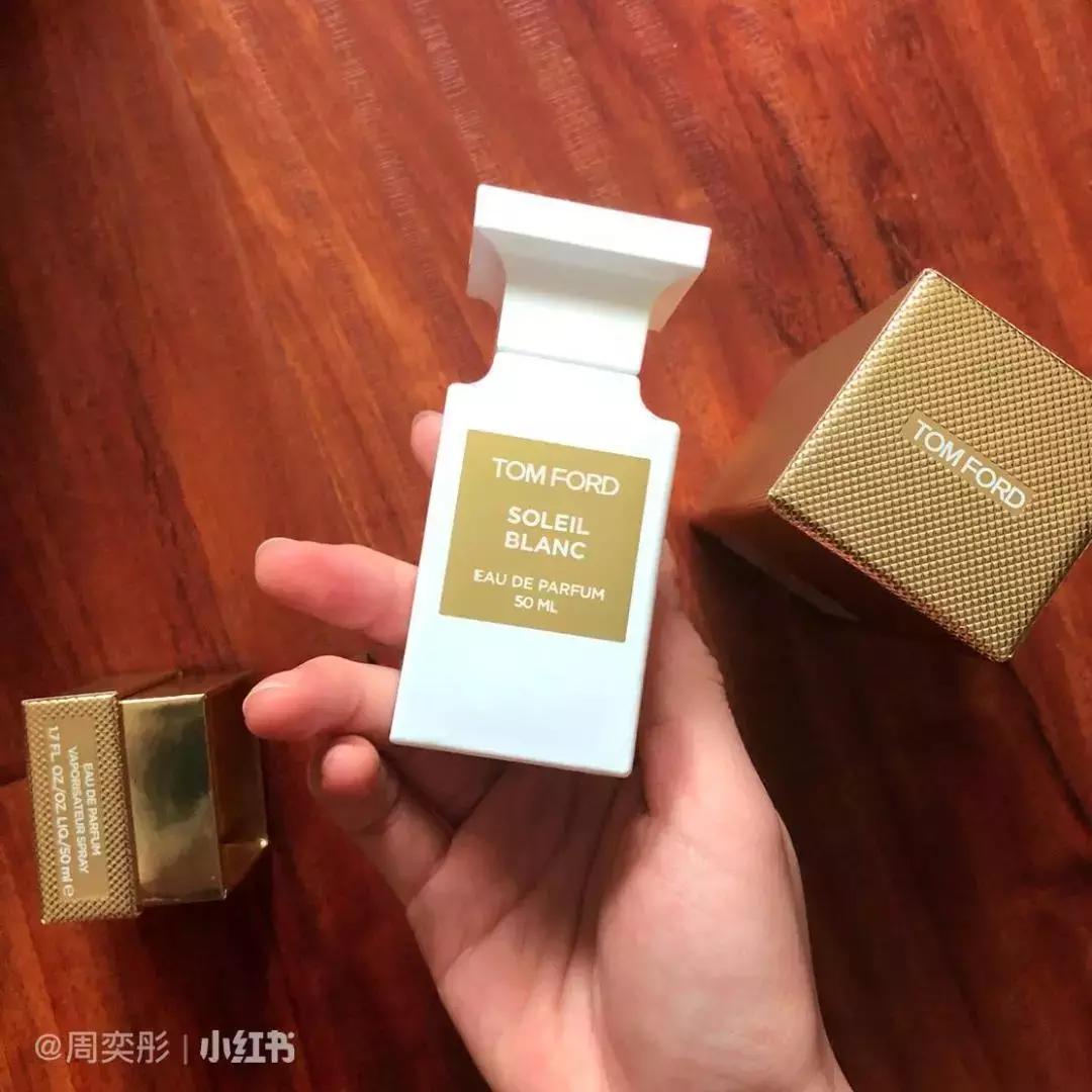 四十岁女士香水哪款最好闻斩男香,斩男香公认最好闻的香水