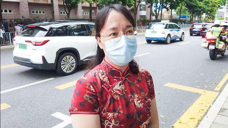 萌娃、萌宠纷纷抢镜!今年高考作文,深圳学生躺赢?