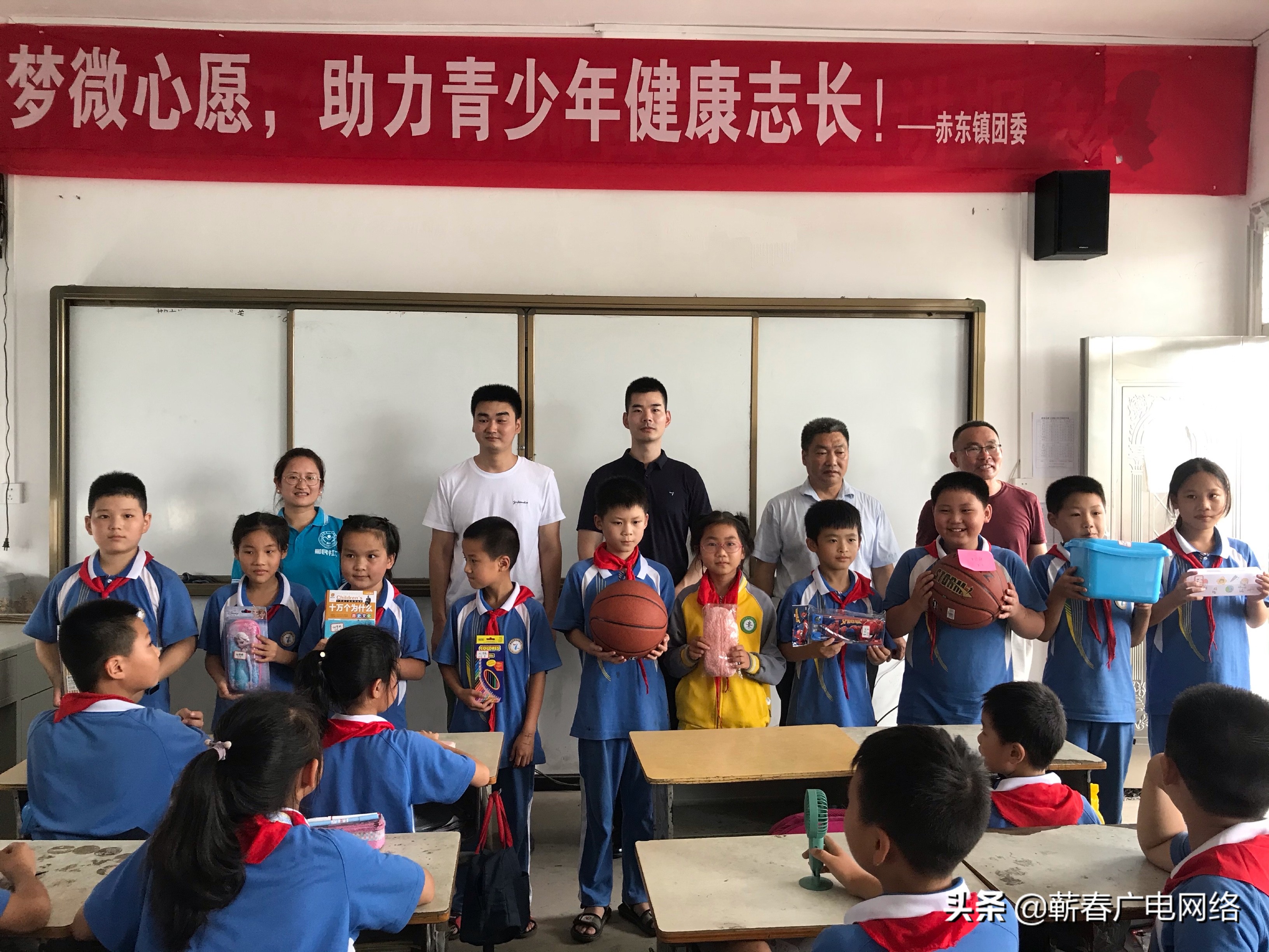 实验小学童心向党直播,大悟县实验小学童心向党活动