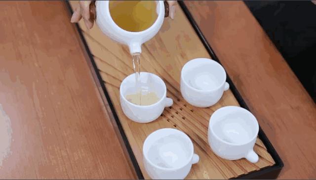 童年有趣成年有茶文案,有茶陪伴的童年是幸福的