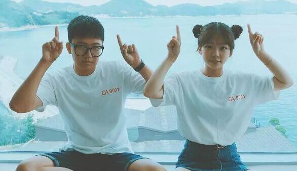 情侣怎么穿情侣装才好看,想穿情侣装又不知道怎么搭配