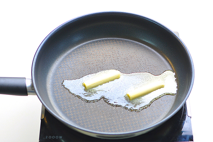 生吃冰冻虾怎么做简单又好吃,冷冻虾怎么煮好吃又简单