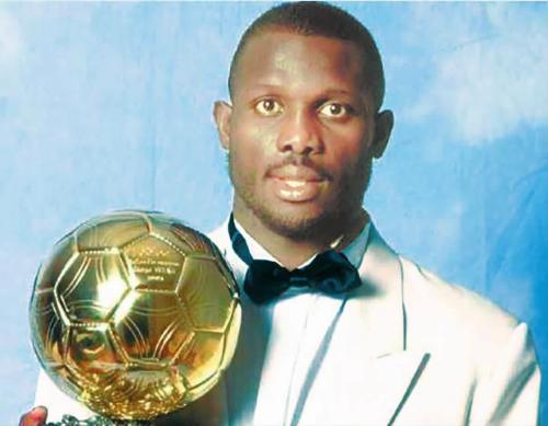 维阿足球先生,维阿个人简介