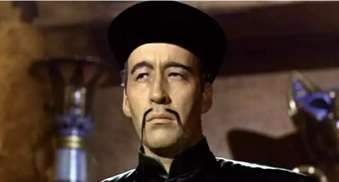 一边赚中国人的钱,一边想方设法羞辱中国人?迪奥你想干嘛